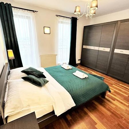 Exclusive Penthouse Near Citycenter 120M2 +Netflix Краків Екстер'єр фото