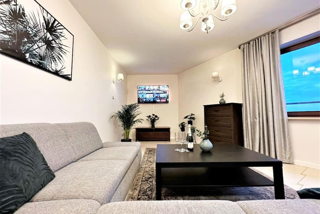 Exclusive Penthouse Near Citycenter 120M2 +Netflix Краків Екстер'єр фото