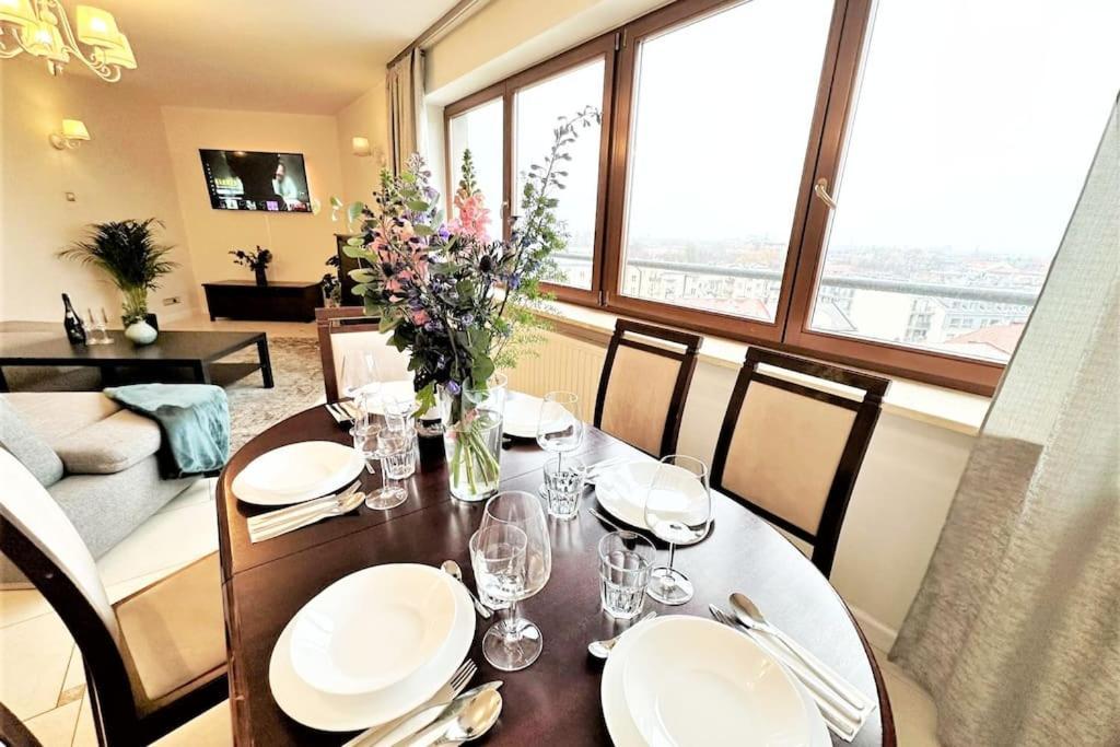 Exclusive Penthouse Near Citycenter 120M2 +Netflix Краків Екстер'єр фото