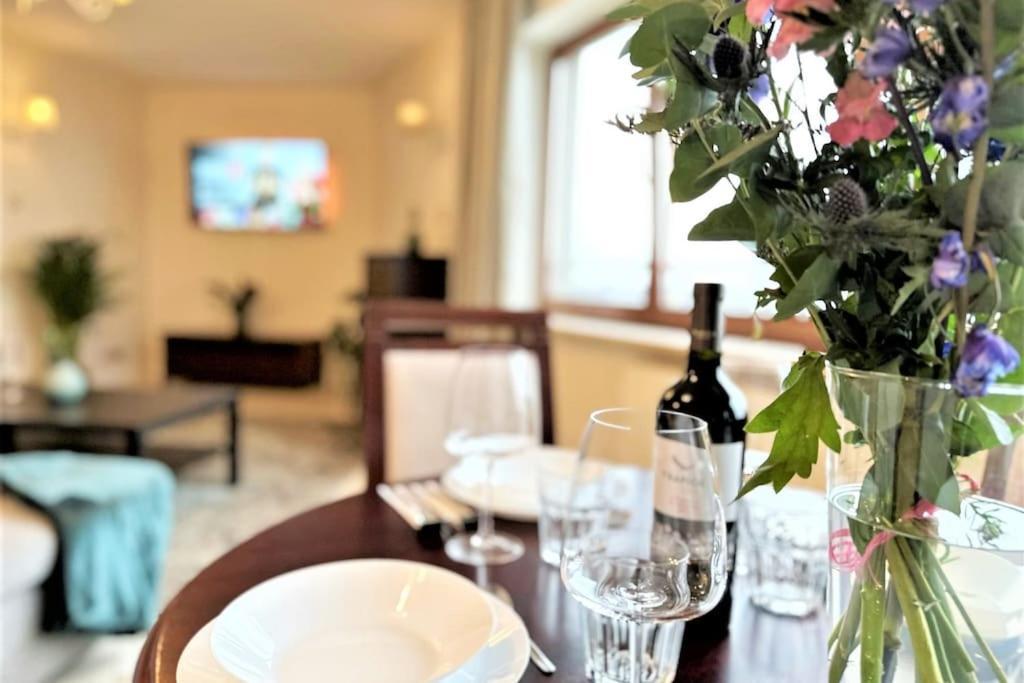 Exclusive Penthouse Near Citycenter 120M2 +Netflix Краків Екстер'єр фото