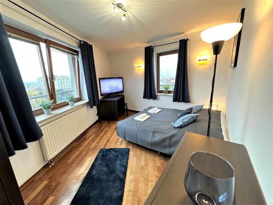 Exclusive Penthouse Near Citycenter 120M2 +Netflix Краків Екстер'єр фото